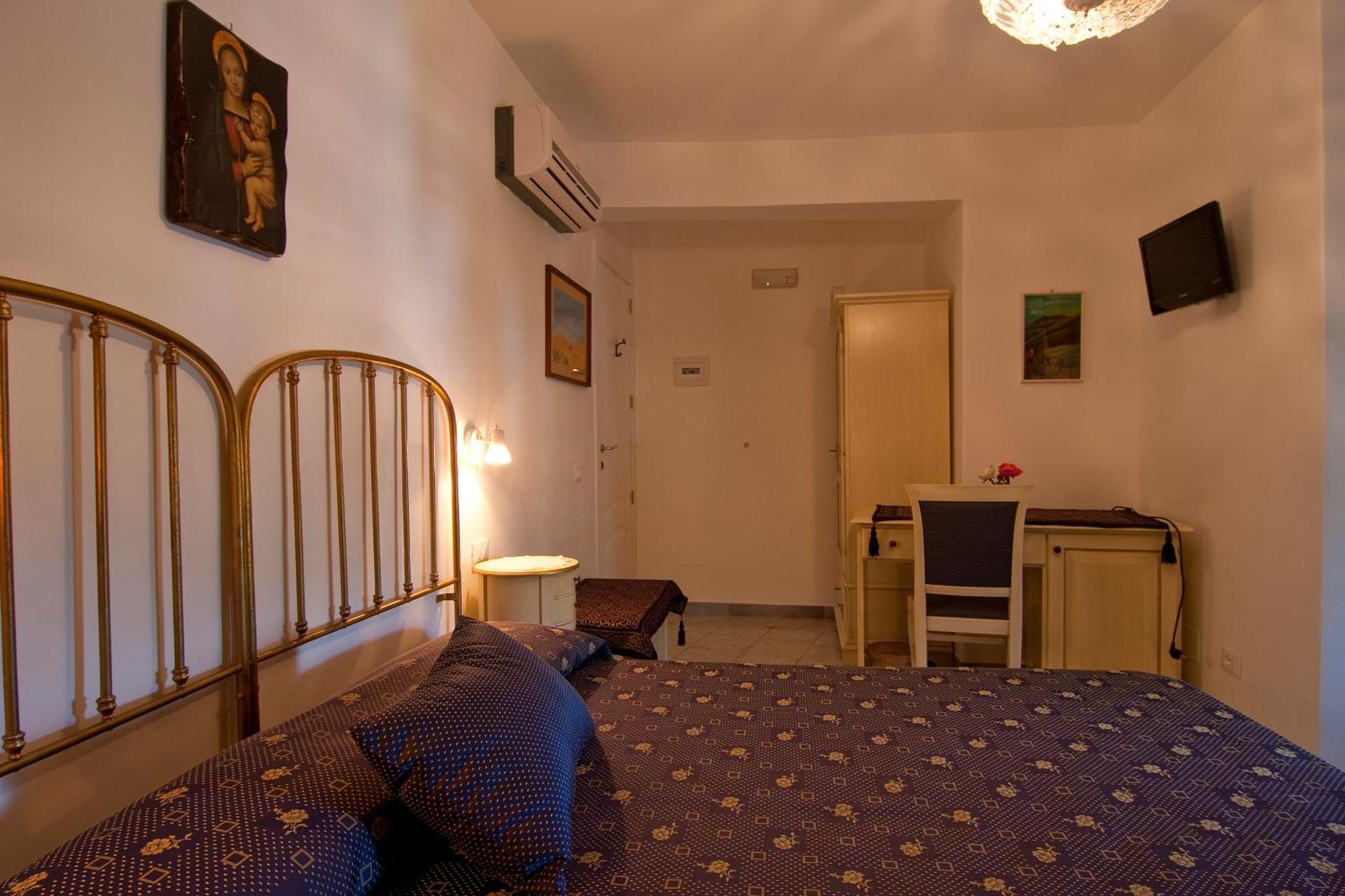 B&B U Palmentu Taormina Bagian luar foto